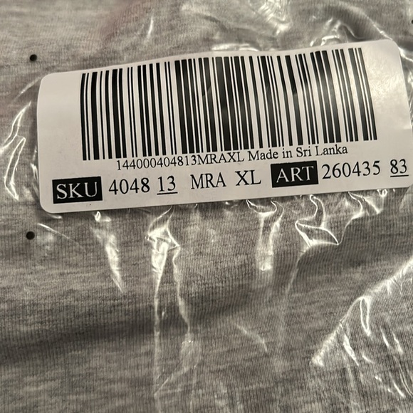 Victoria’s Secret Anywhere Legging - Picture 3 of 5